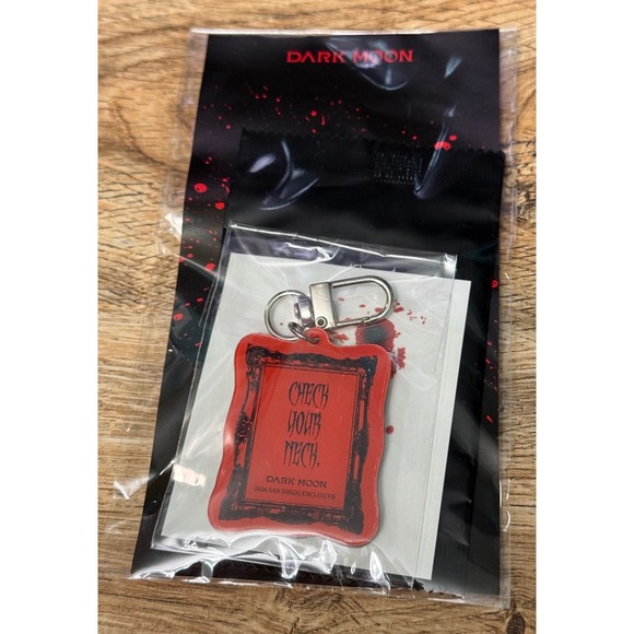 Dark Moon Accessories - SDCC 2026 Dark Moon ENHYPEN Promo Gift Set Keychain Tattoo Cloth Sealed New Excl